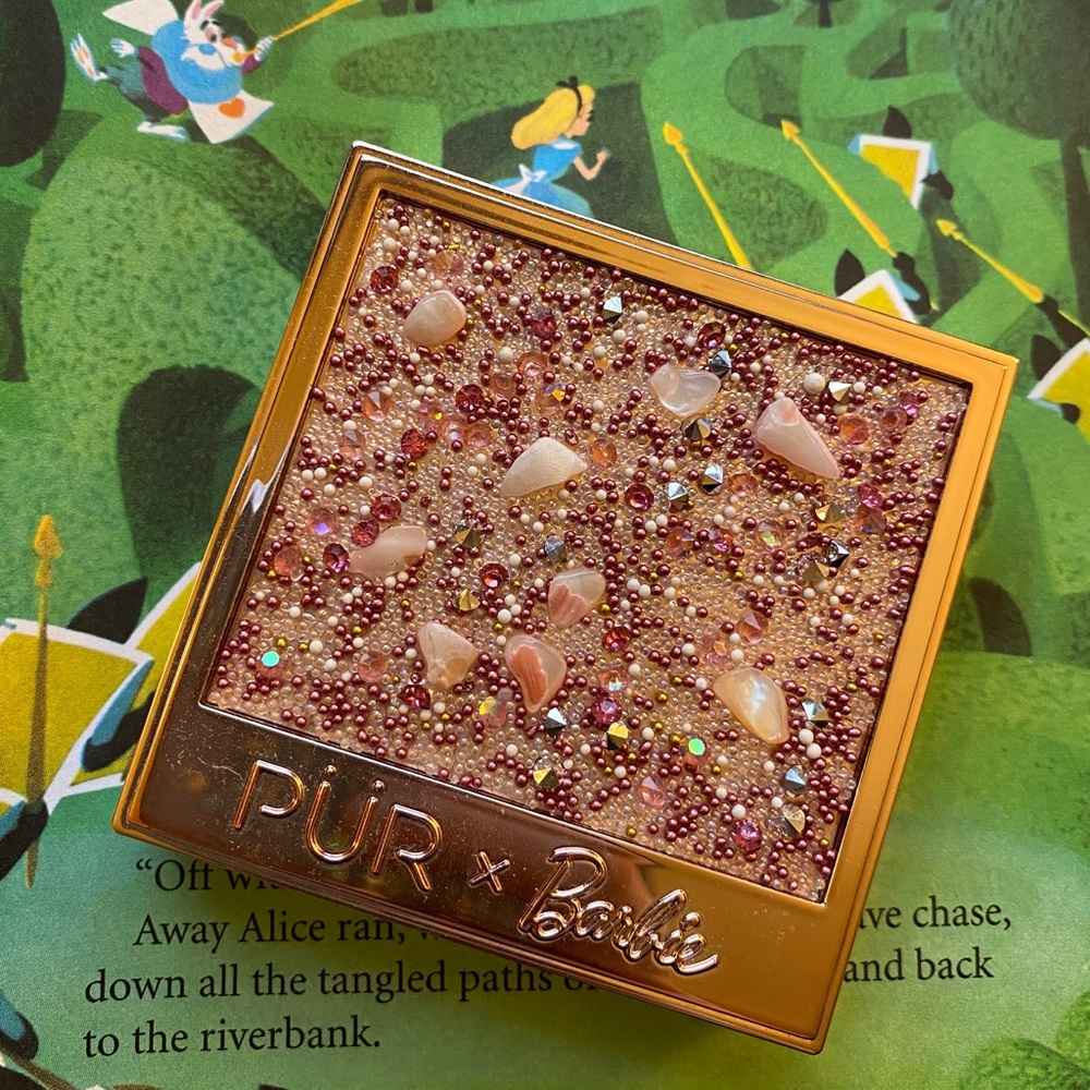 Put x Barbie Dream Glow Highlighter Palette (LE)